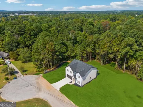 3460 Garden Walk Ln, Loganville, GA 30052