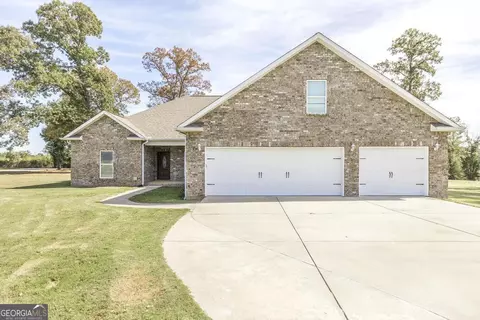 219 Rowland Cir, Byron, GA 31008