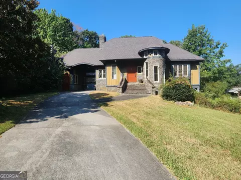 5489 Ahyoka Dr, Morrow, GA 30260