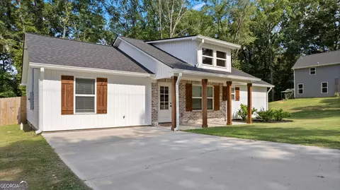 99 Bryant Cir, Cedartown, GA 30125
