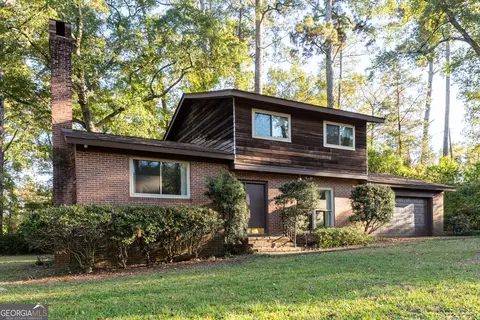 1784 Cedarwood Rd, Milledgeville, GA 31061