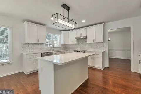 2305 Compton Pl, Suwanee, GA 30024 photo 8
