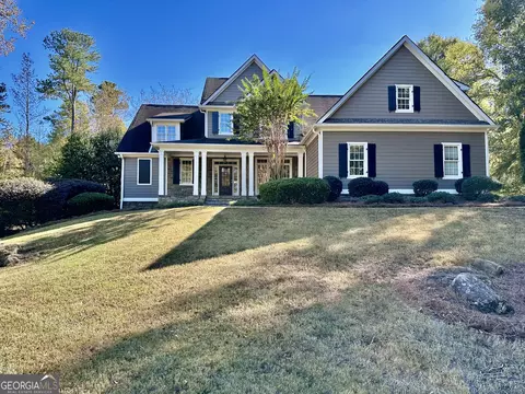 165 Riveroak Dr, Fayetteville, GA 30215