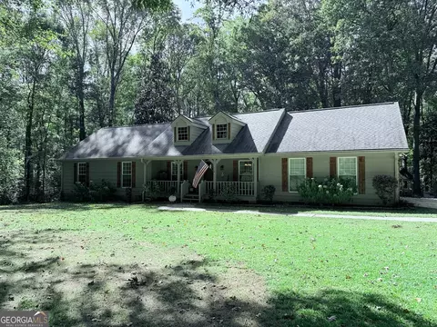 1955 Branchwood Ct, Snellville, GA 30078