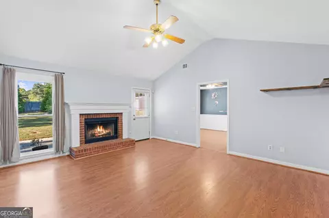 Living - 200 Pine Tree Ln, Mcdonough, GA 30252 photo 5 of 5