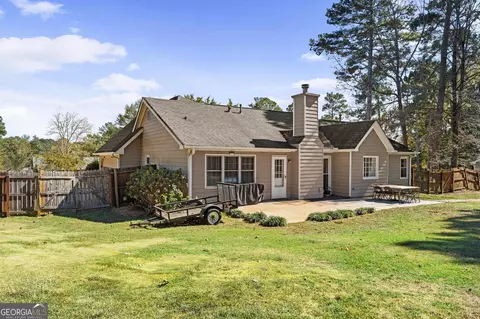 Exterior - 200 Pine Tree Ln, Mcdonough, GA 30252 photo 6 of 6
