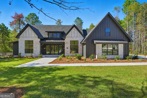 112 Wakefield Dr, Guyton, GA 31312