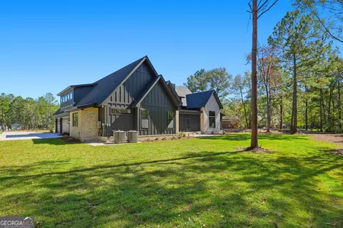 Exterior - 112 Wakefield Dr, Guyton, GA 31312 photo 12 of 29