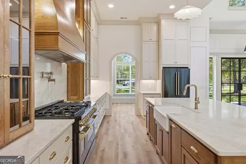 Kitchen - 112 Wakefield Dr, Guyton, GA 31312 photo 7 of 11