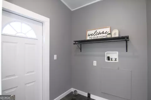 Entry Way - 104 Bayberry Dr, Byron, GA 31008 photo 3 of 3