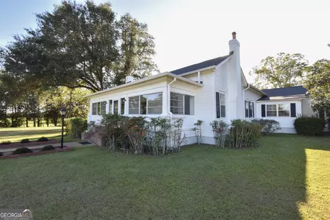 2521 Vinson Hwy SE, Milledgeville, GA 31061