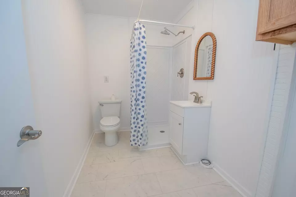 Bath - 12 Ulas B Ware Rd, Newnan, GA 30263 photo 3 of 3