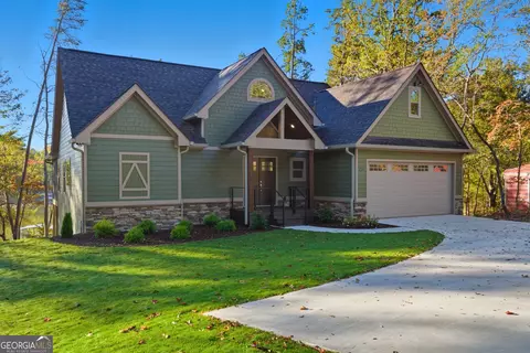 Exterior - 259 Currahee Pl, Toccoa, GA 30577 photo 4 of 13