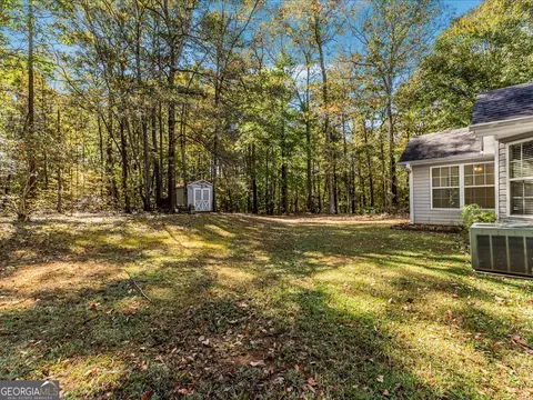 Exterior - 205 Pebble Creek Dr, Covington, GA 30016 photo 6 of 7