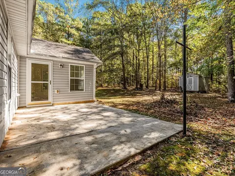 Exterior - 205 Pebble Creek Dr, Covington, GA 30016 photo 5 of 7