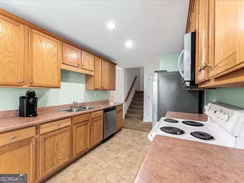 Kitchen - 205 Pebble Creek Dr, Covington, GA 30016 photo 1 of 3