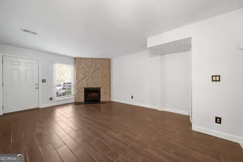 6691 Colchester Pl NW, Norcross, GA 30093