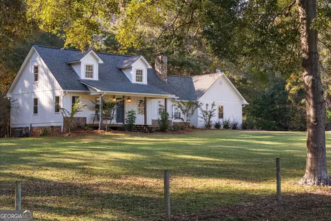 606 Whitton Rd, Roopville, GA 30170