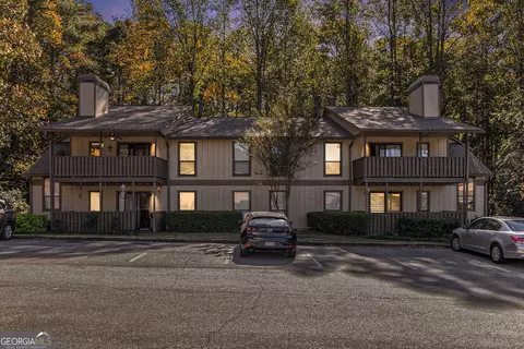 708 Woodcliff Dr, Atlanta, GA 30350