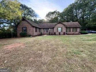 752 Moon Bridge Rd, Winder, GA 30680
