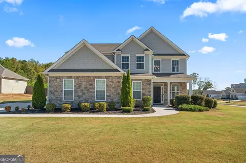 76 Hodges St, Newnan, GA 30263