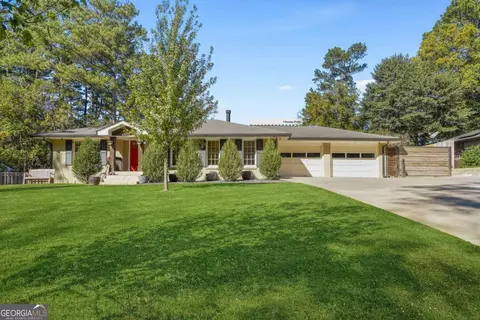 2102 Fisher Trl NE, Atlanta, GA 30345