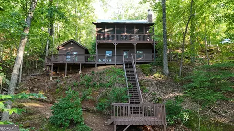 1515 Millennium Dr, Young Harris, GA 30582