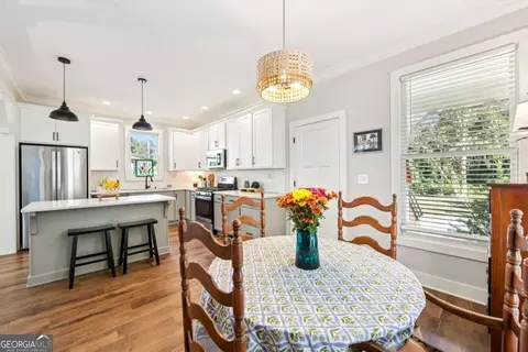 Dining - 406 Bell St, Monroe, GA 30655 photo 1 of 2