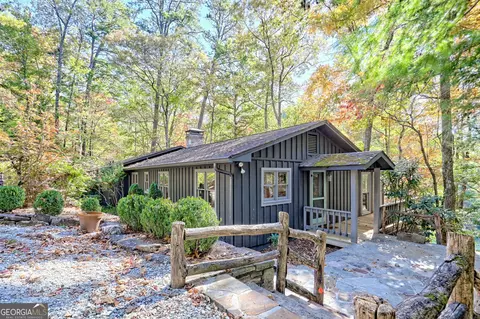 71 Rudy Ln, Clayton, GA 30525