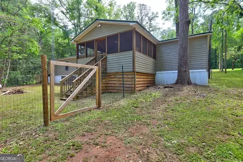 253 Twilight Shores Rd, Eatonton, GA 31024