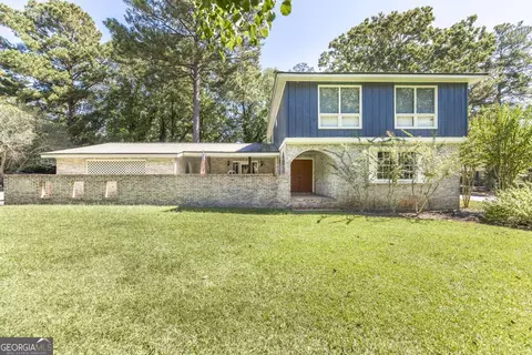 1475 Maplewood Dr, Macon, GA 31210