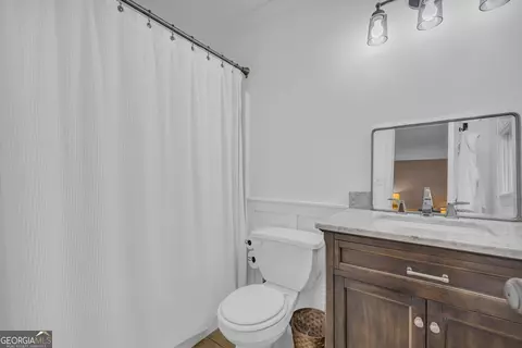 Bath - 619 Watson St, Toccoa, GA 30577 photo 1 of 3