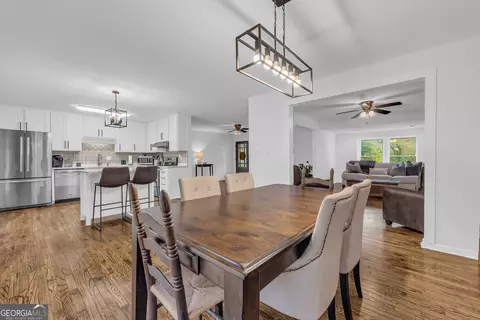 Dining - 619 Watson St, Toccoa, GA 30577 photo 2 of 2