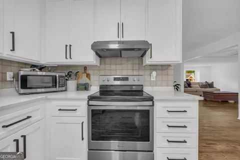 Kitchen - 619 Watson St, Toccoa, GA 30577 photo 4 of 5