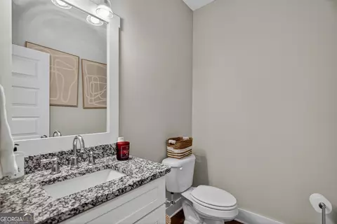 Bath - 1565 Glass Bridge Rd, Lagrange, GA 30240 photo 7 of 7