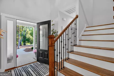 Entry Way - 1565 Glass Bridge Rd, Lagrange, GA 30240 photo 1 of 3