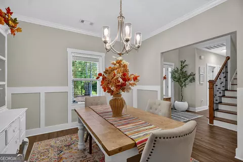 Dining - 1565 Glass Bridge Rd, Lagrange, GA 30240 photo 2 of 3