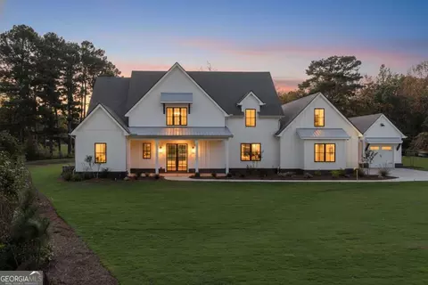 636 Arnold Mill Rd, Woodstock, GA 30188