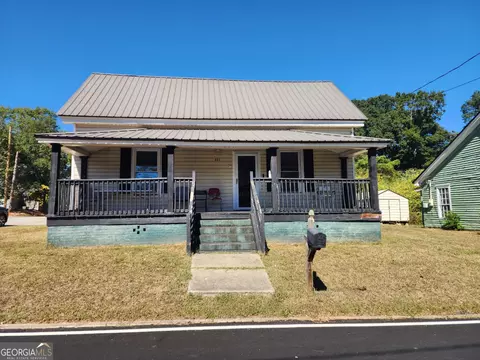 441 W Cherry St, Griffin, GA 30223