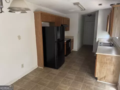Entry Way - 114 Starlake Dr, Jackson, GA 30233 photo 2 of 2