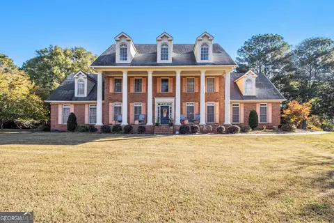 100 Raymond Ct, Fayetteville, GA 30214