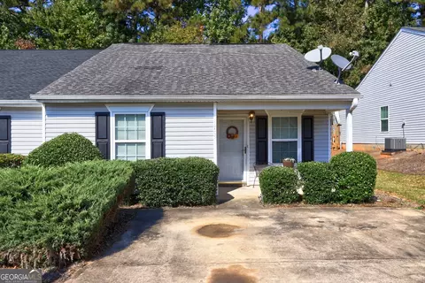 1705 Summerwoods Ln, Griffin, GA 30224