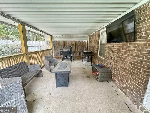 Exterior - 928 Stewart Rd, Lagrange, GA 30241 photo 3 of 9