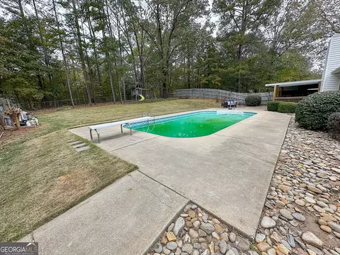 Exterior - 928 Stewart Rd, Lagrange, GA 30241 photo 9 of 9