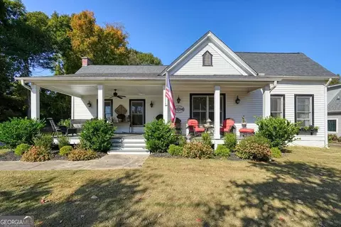 4765 Logan Rd, Acworth, GA 30101