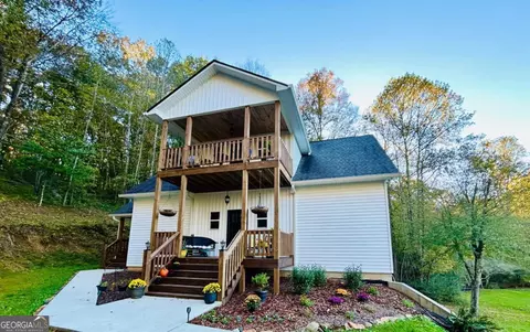 2001 Big Creek Rd, Ellijay, GA 30536