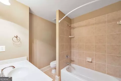 Bath - 3161 Willowstone Dr, Duluth, GA 30096 photo 4 of 6