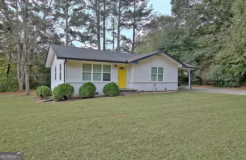 240 Lynnwood Ave, Tyrone, GA 30290