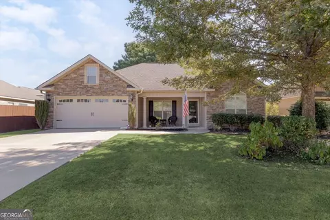 104 Arcadia Ln, Kathleen, GA 31047