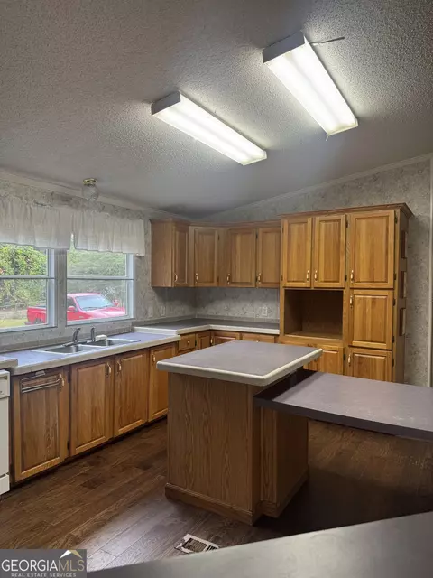Kitchen - 105 Skyline Dr, Hampton, GA 30228 photo 1 of 2